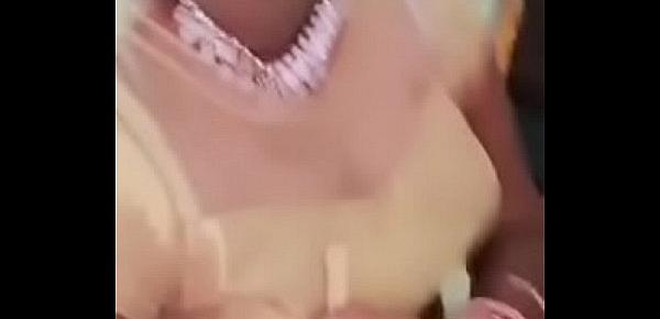  Swathi naidu showing her sexy navel in saree